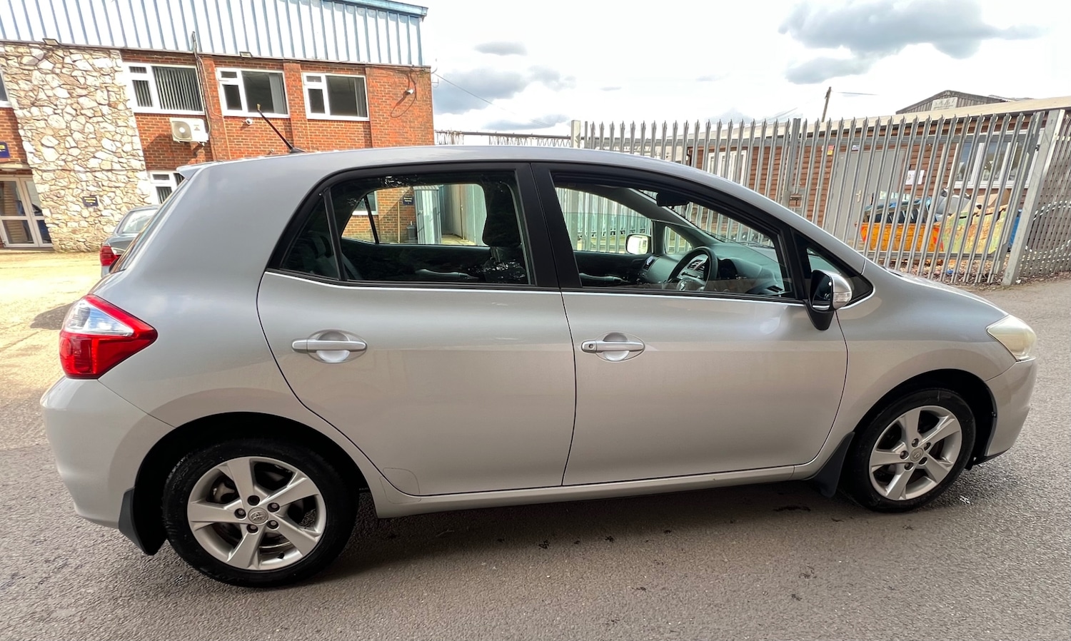 Used Toyota Auris 2010 for sale - 78079446: Photo 7