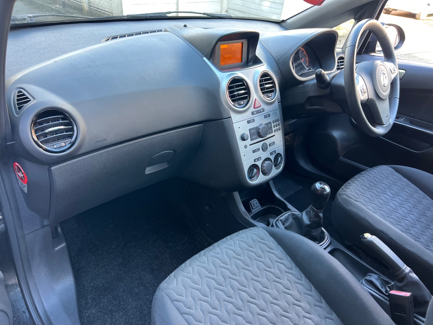 Used Vauxhall Corsa 2013 for sale - 78085702: Photo 10