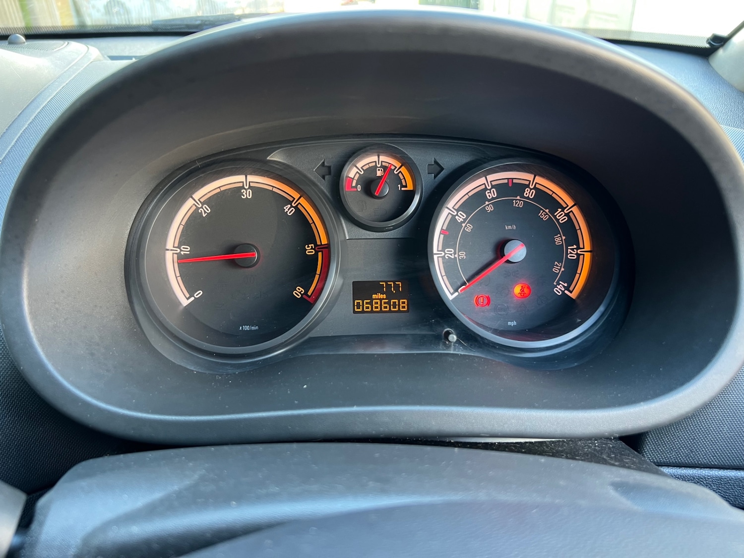 Used Vauxhall Corsa 2013 for sale - 78085702: Photo 12