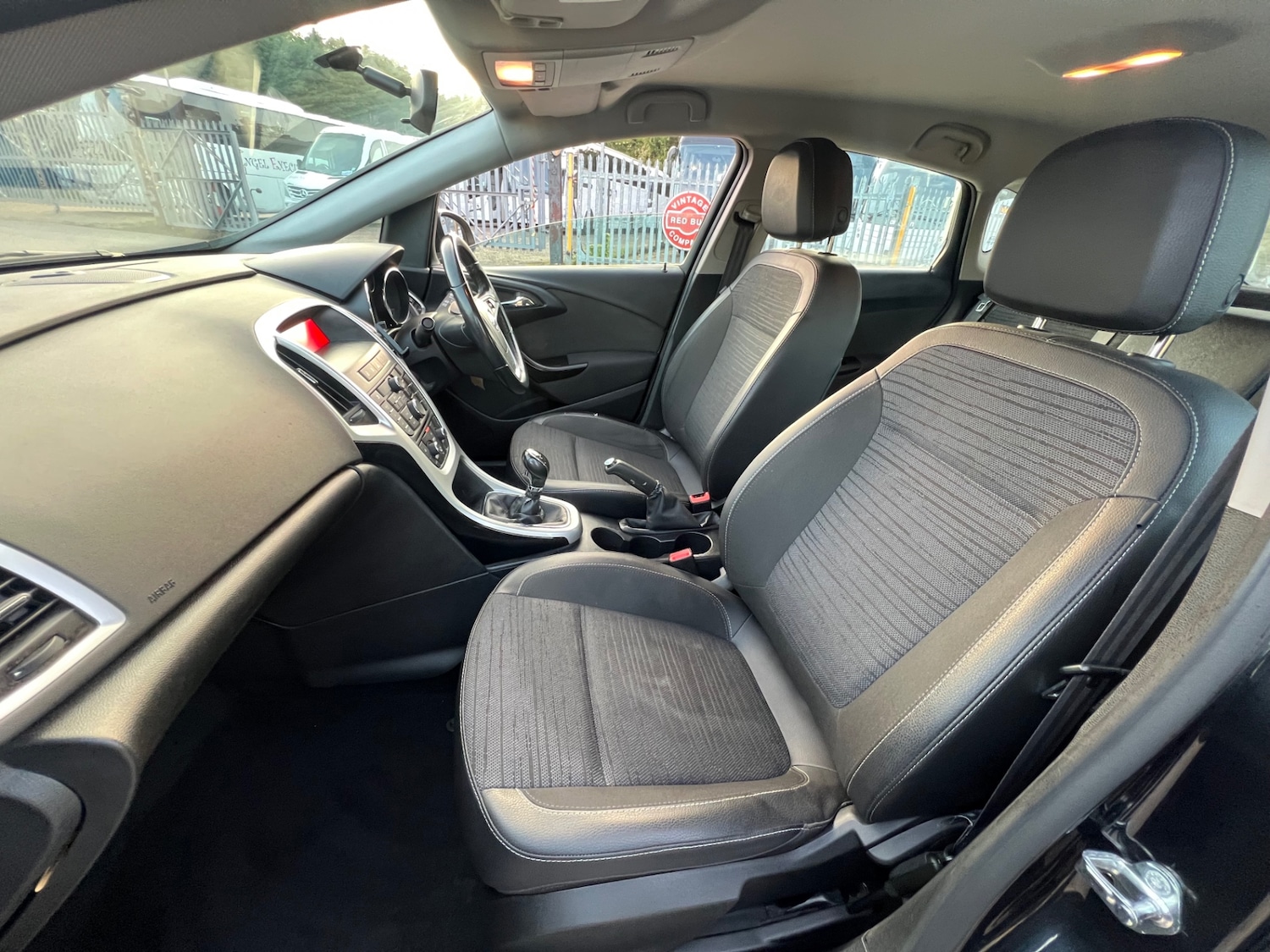 Used Vauxhall Astra 2015 for sale - 76134647: Photo 10