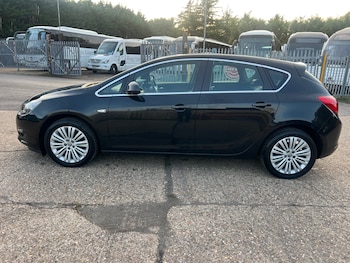 Used Vauxhall Astra 2015 for sale - 76134647: Photo 3