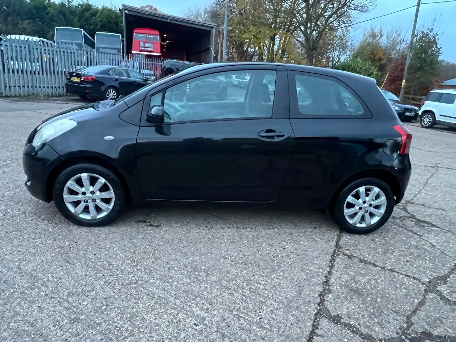 Used Toyota Yaris 2007 for sale - 76541501: Photo 4