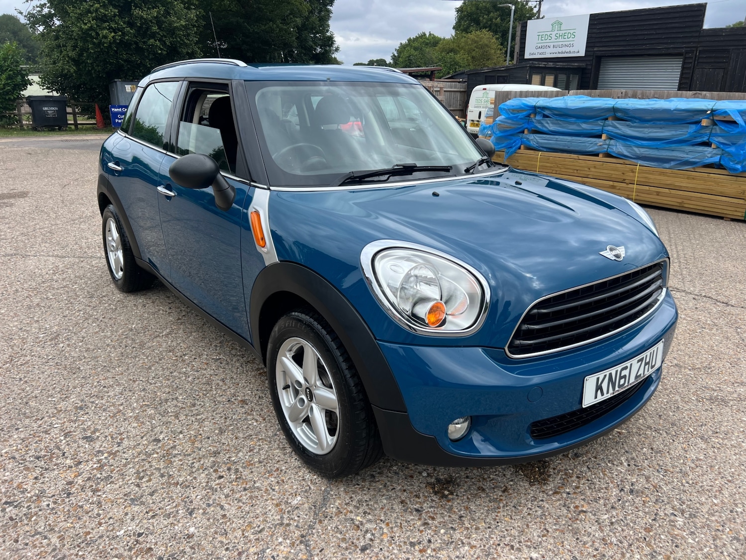 Vehicle 1