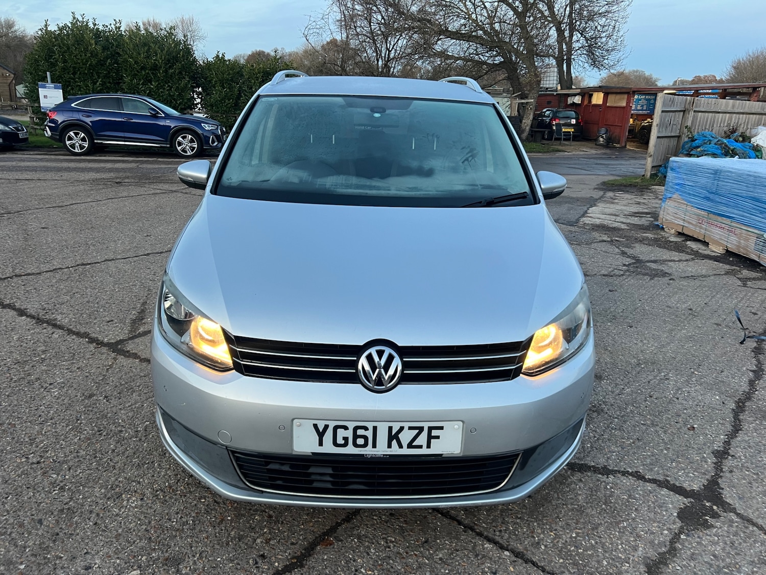 Used Volkswagen Touran 2011 for sale - 76951521: Photo 6