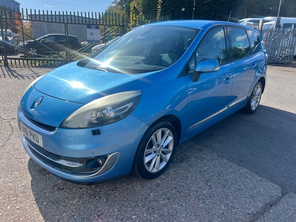 Used Renault Grand Scenic 2012 for sale - 76120473: Photo 6