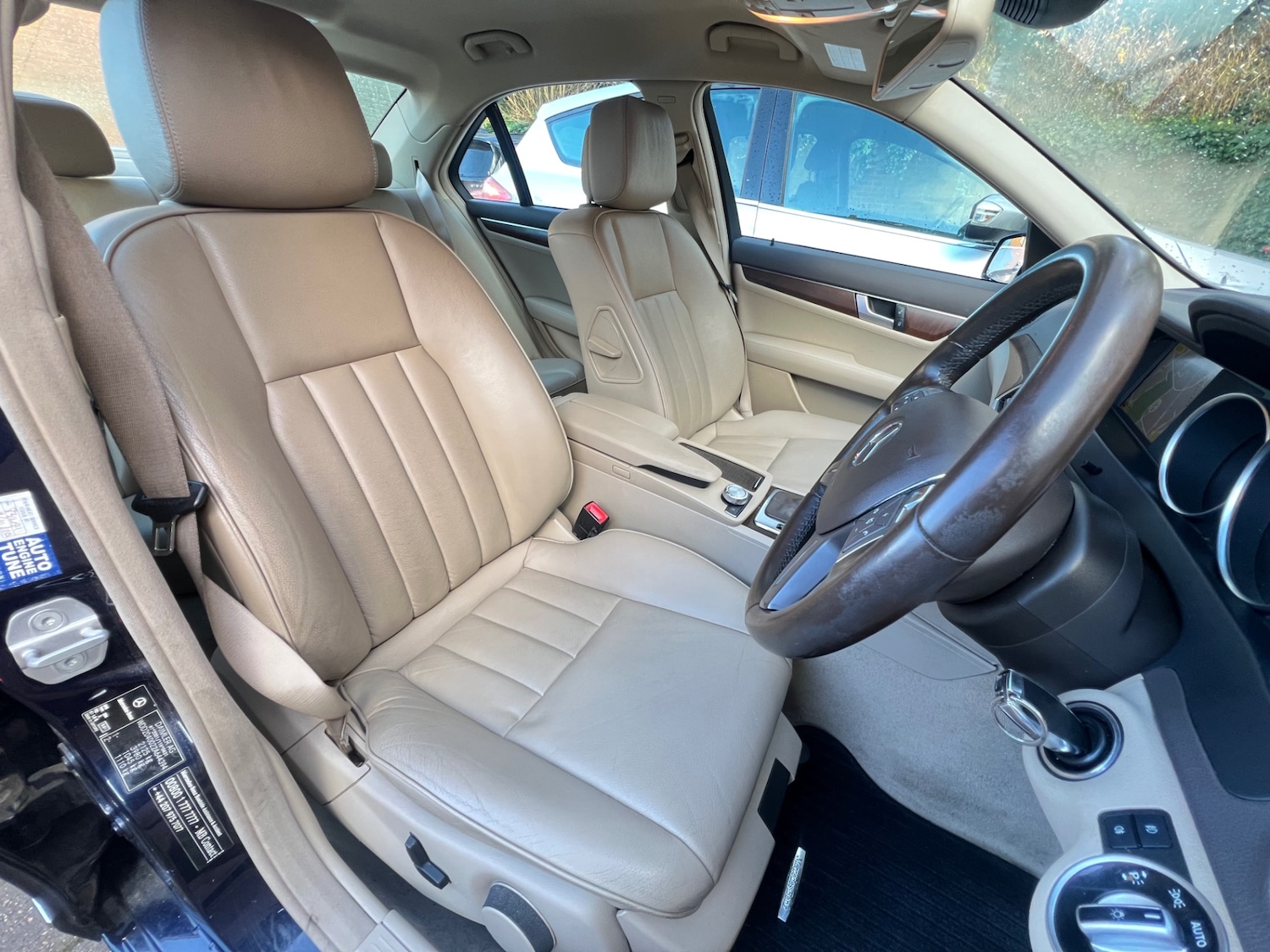 Used Mercedes-Benz C Class 2011 for sale - 76904428: Photo 11