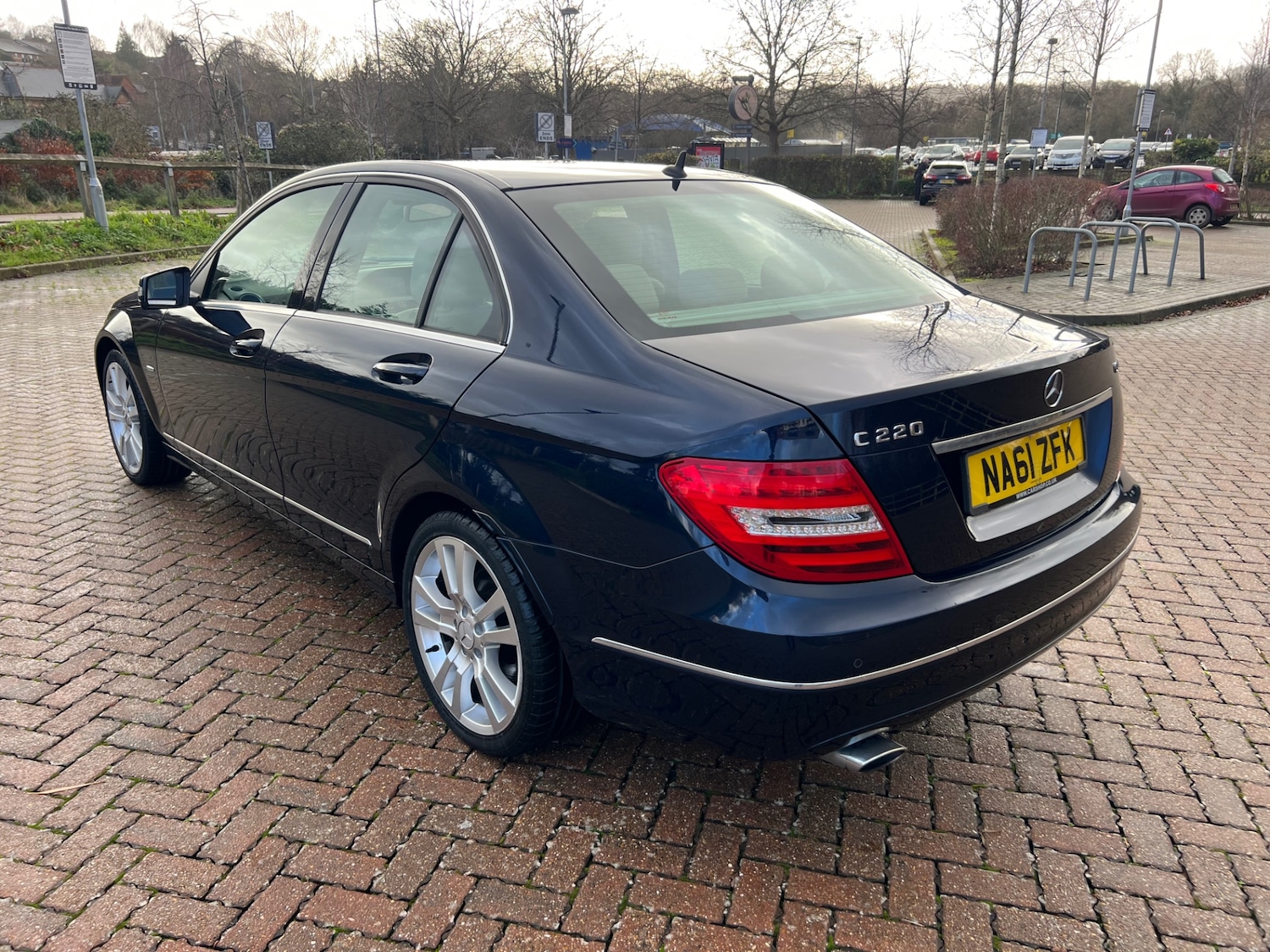 Used Mercedes-Benz C Class 2011 for sale - 76904428: Photo 6