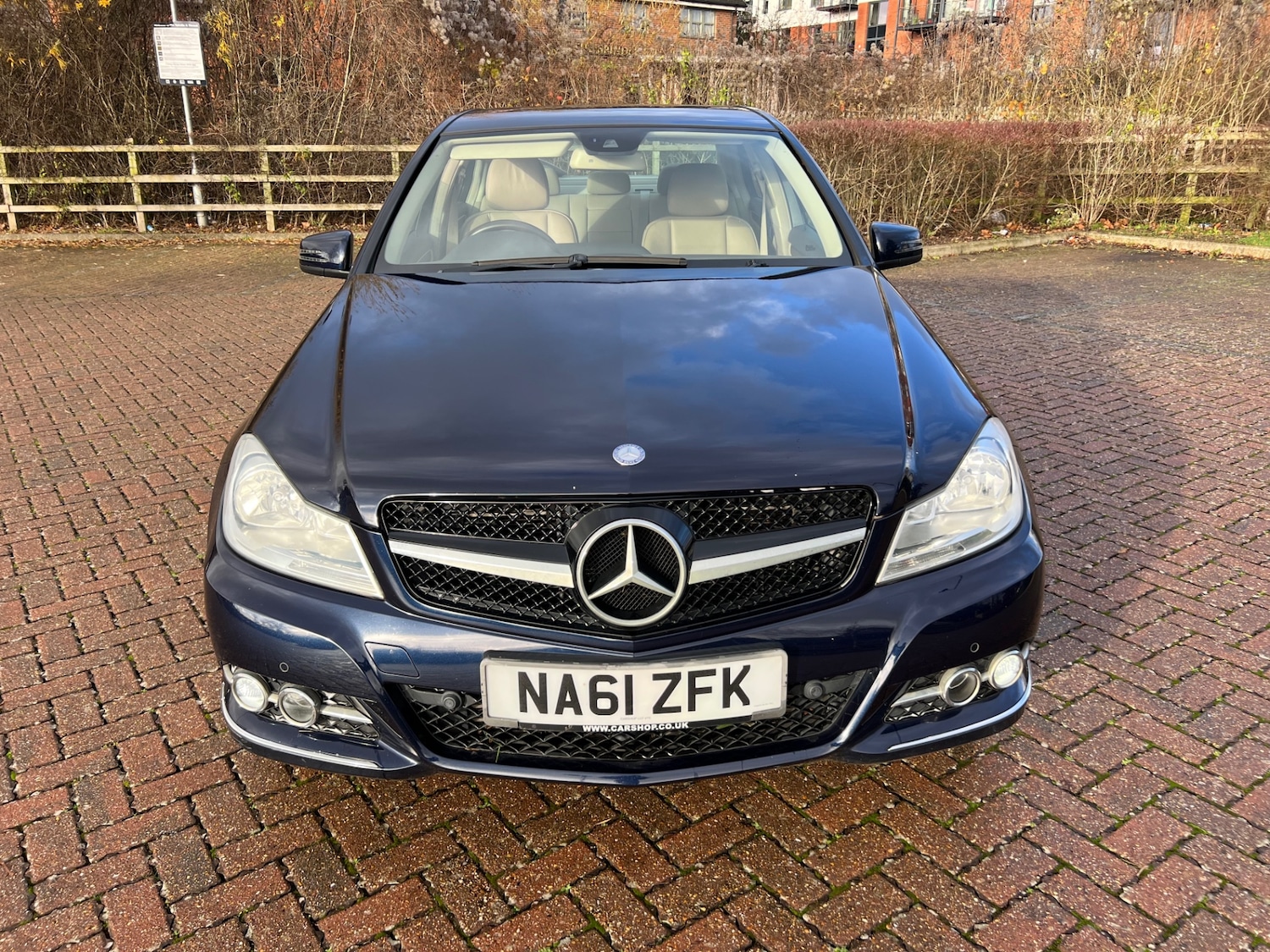 Used Mercedes-Benz C Class 2011 for sale - 76904428: Photo 8