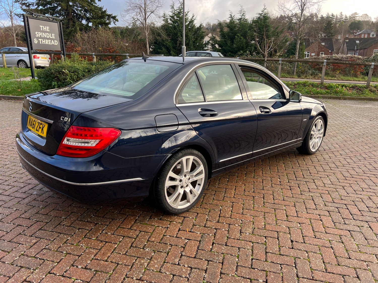 Used Mercedes-Benz C Class 2011 for sale - 76904428: Photo 9