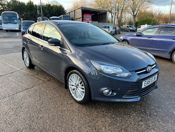 2011 (61) - 1.6 125 Zetec 5dr