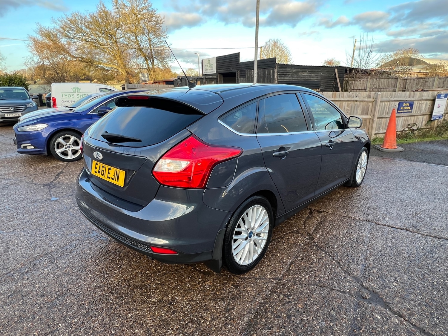 Used Ford Focus 2011 for sale - 77129691: Photo 7