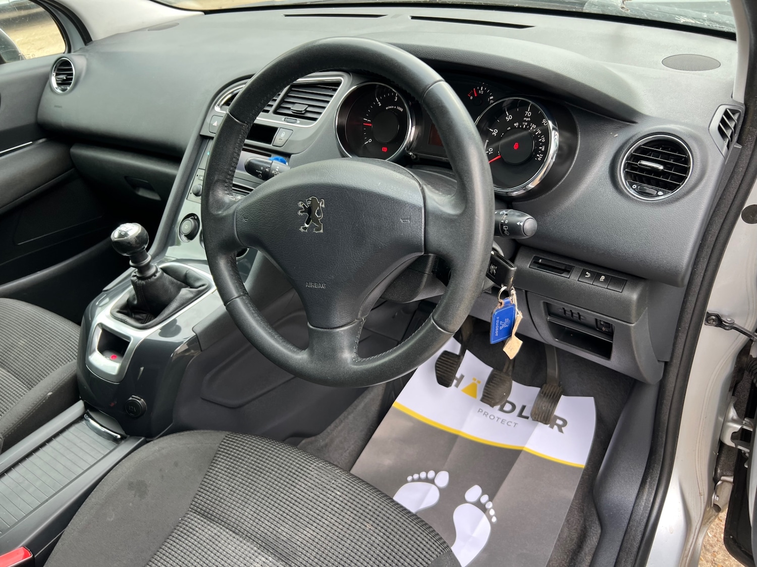 Used Peugeot 5008 2013 for sale - 76236248: Photo 14