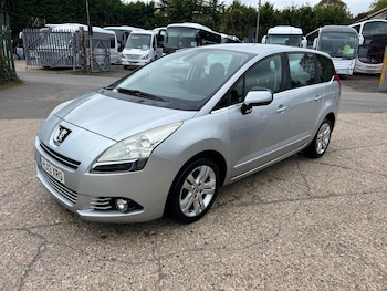 Used Peugeot 5008 2013 for sale - 76236248: Photo 2