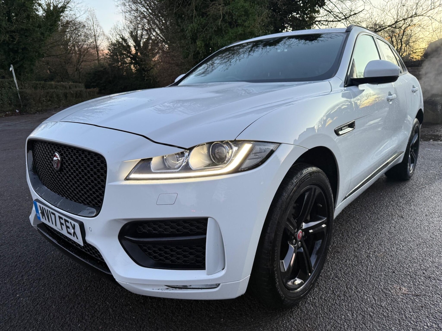 Used Jaguar F-Pace 2017 for sale - 77016503: Photo 3