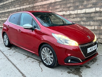 Used Peugeot 208 2016 for sale - 77478645: Photo