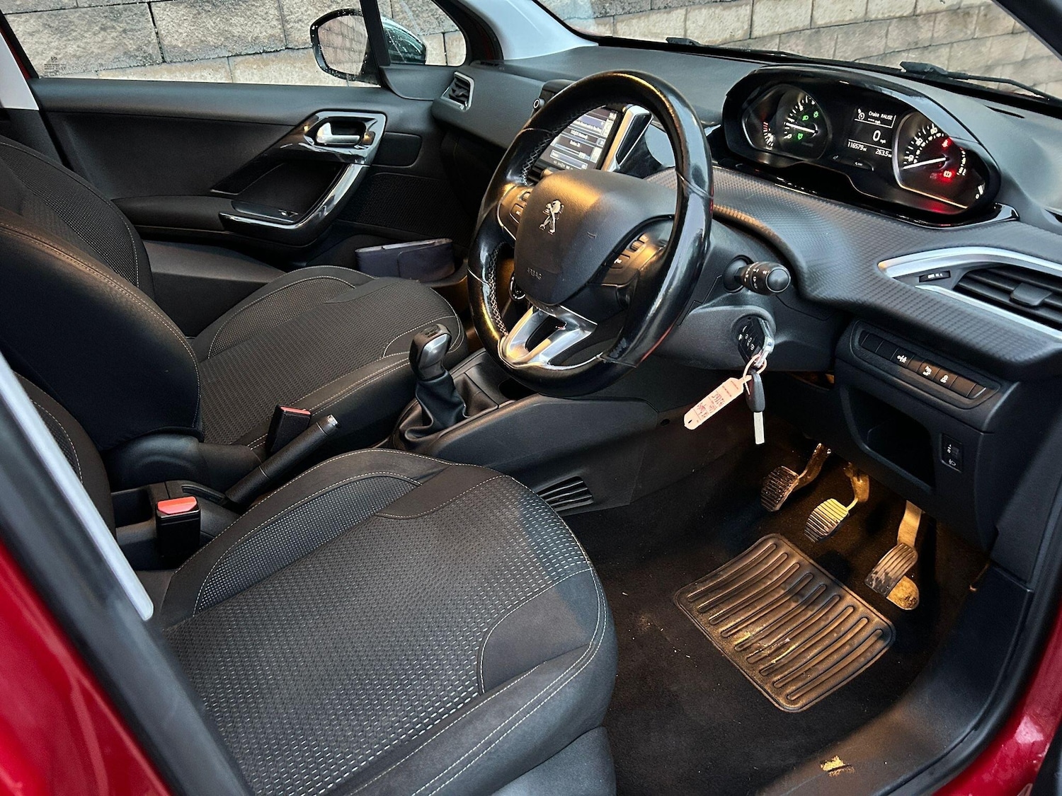 Used Peugeot 208 2016 for sale - 77478645: Photo 22