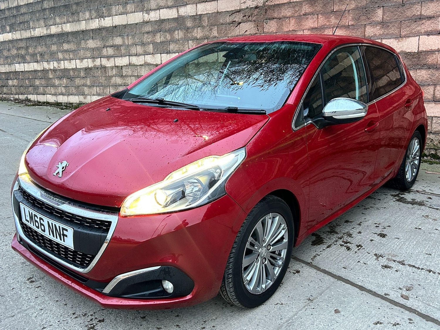 Used Peugeot 208 2016 for sale - 77478645: Photo 3
