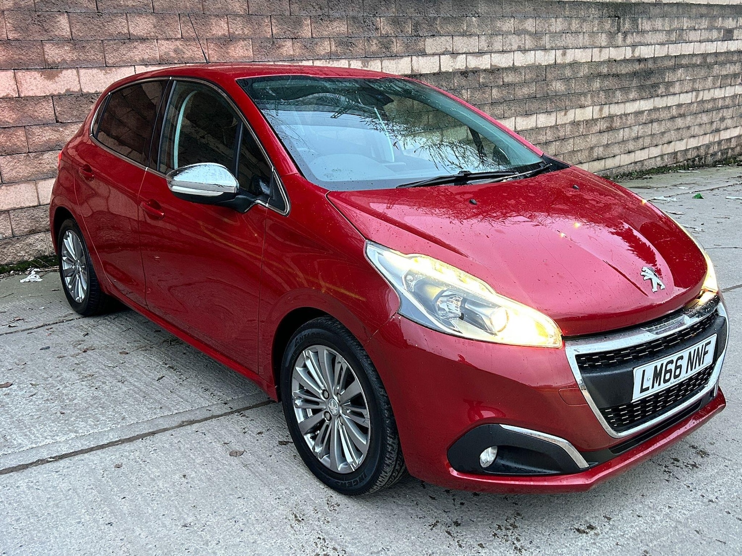 Used Peugeot 208 2016 for sale - 77478645: Photo 5