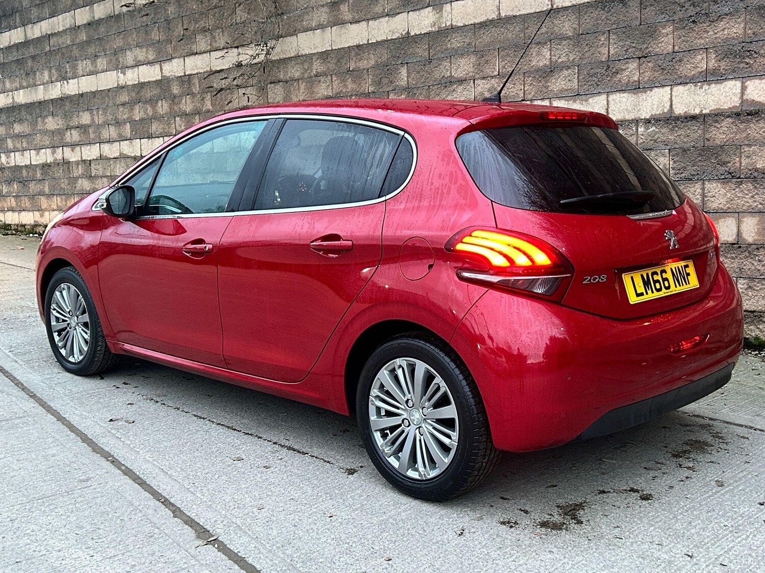 Used Peugeot 208 2016 for sale - 77478645: Photo 8