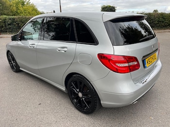 Used Mercedes-Benz B-Class 2013 for sale - 76239777: Photo 4