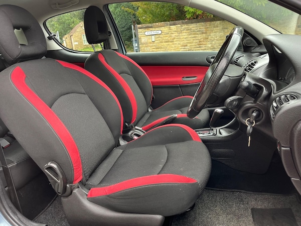 Used Peugeot 206 2006 for sale - 76190096: Photo 11