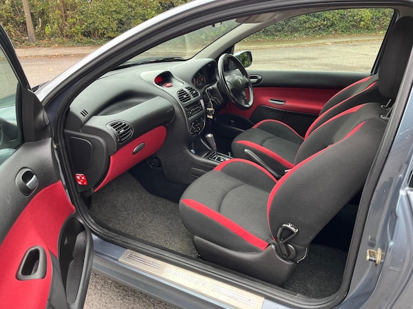 Used Peugeot 206 2006 for sale - 76190096: Photo 25