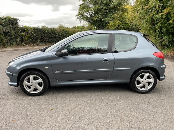 Used Peugeot 206 2006 for sale - 76190096: Photo 5