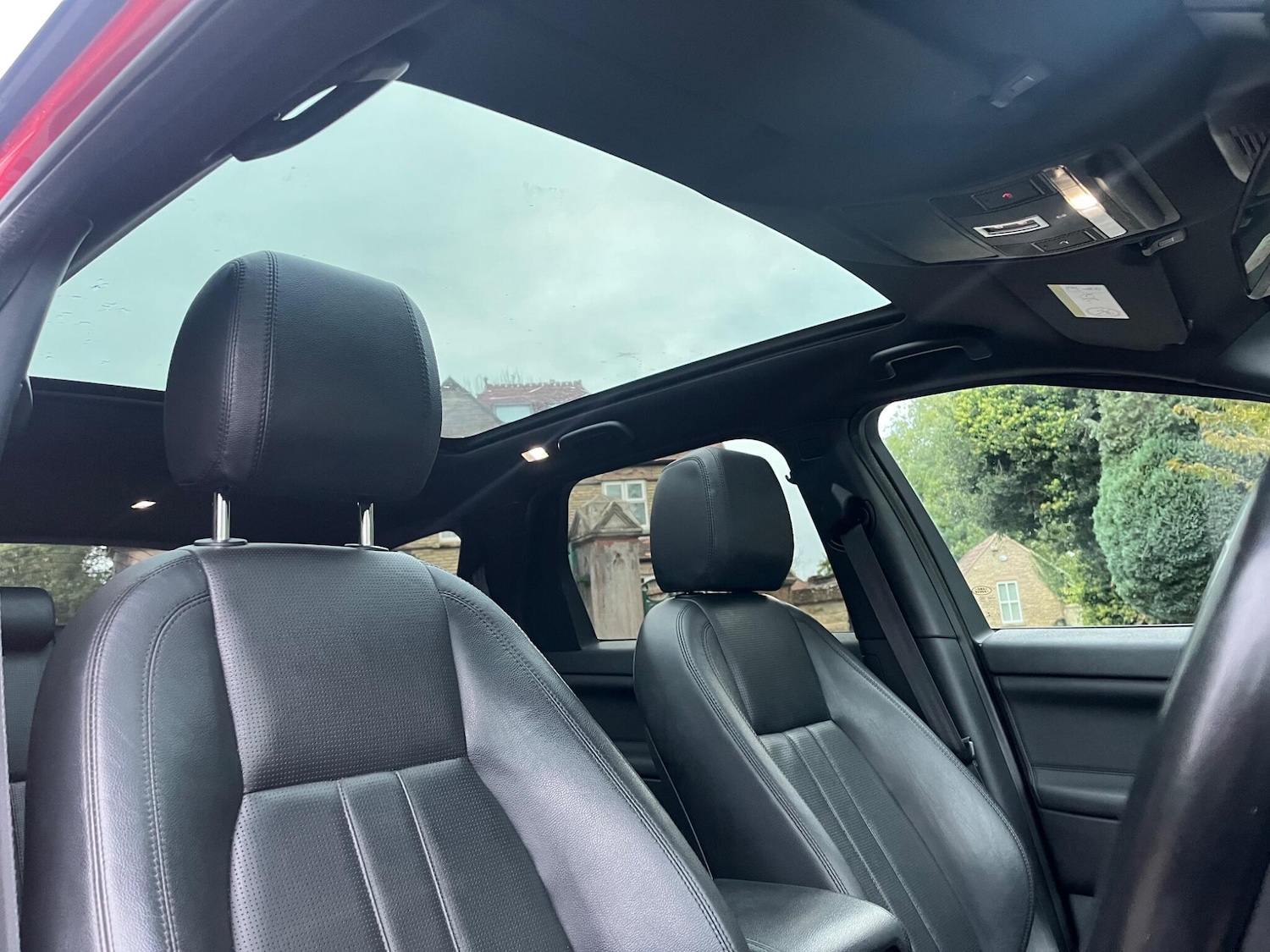 Used Land Rover Discovery Sport 2015 for sale - 76995272: Photo 11