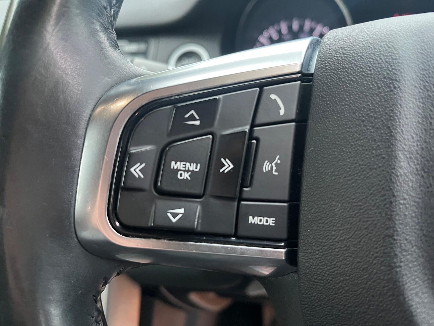 Used Land Rover Discovery Sport 2015 for sale - 76995272: Photo 19