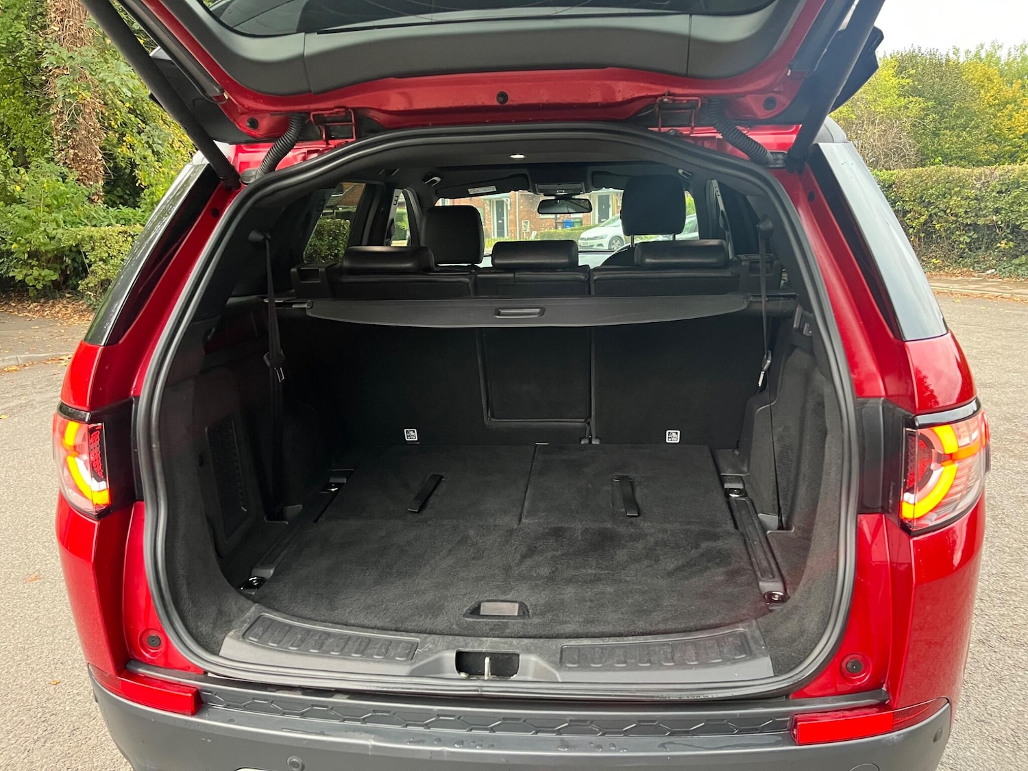 Used Land Rover Discovery Sport 2015 for sale - 76995272: Photo 30