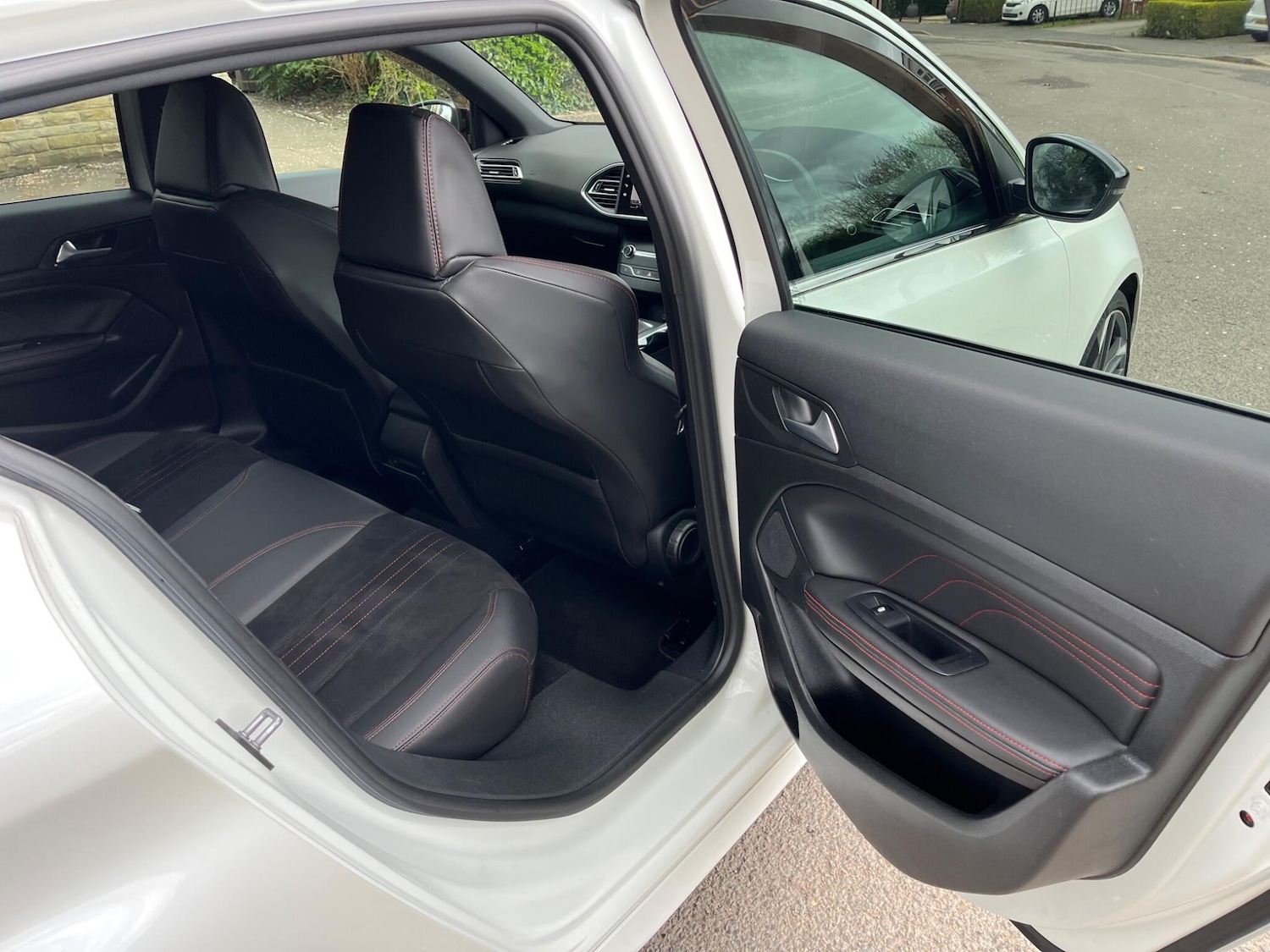 Used Peugeot 308 2018 for sale - 78128208: Photo 32