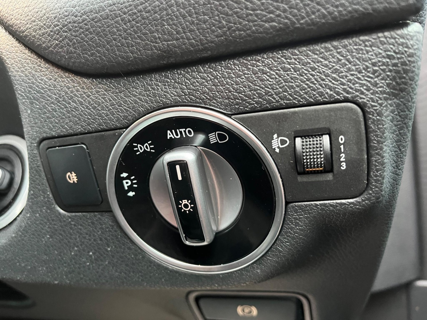 Used Mercedes-Benz GLA 2016 for sale - 77695450: Photo 18