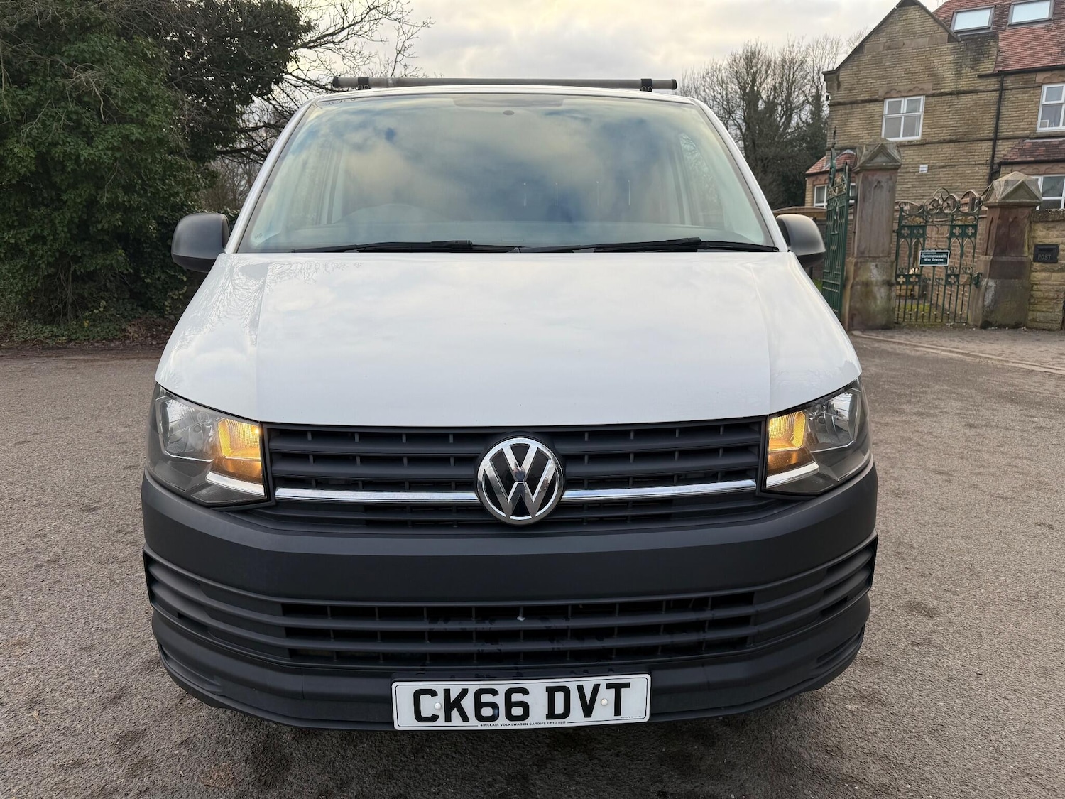 Used Volkswagen Transporter 2016 for sale - 77131435: Photo 2