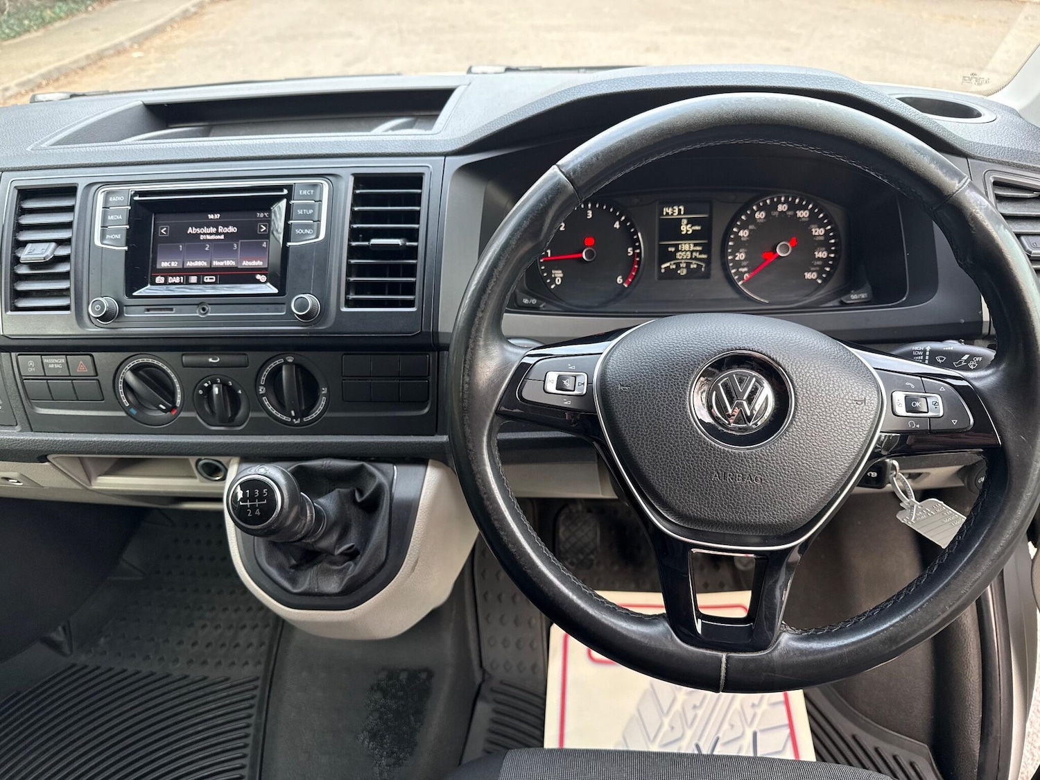 Used Volkswagen Transporter 2016 for sale - 77131435: Photo 26