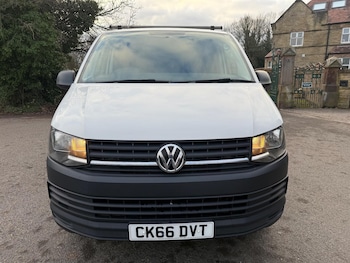 Used Volkswagen Transporter 2016 for sale - 77131435: Photo