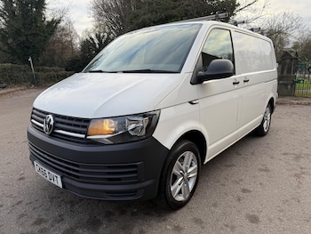 Used Volkswagen Transporter 2016 for sale - 77131435: Photo