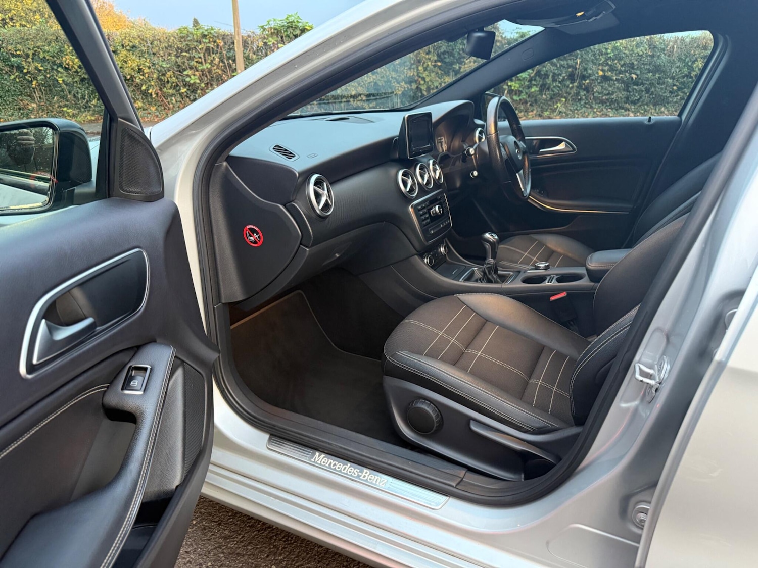 Used Mercedes-Benz A-Class 2015 for sale - 76538723: Photo 26