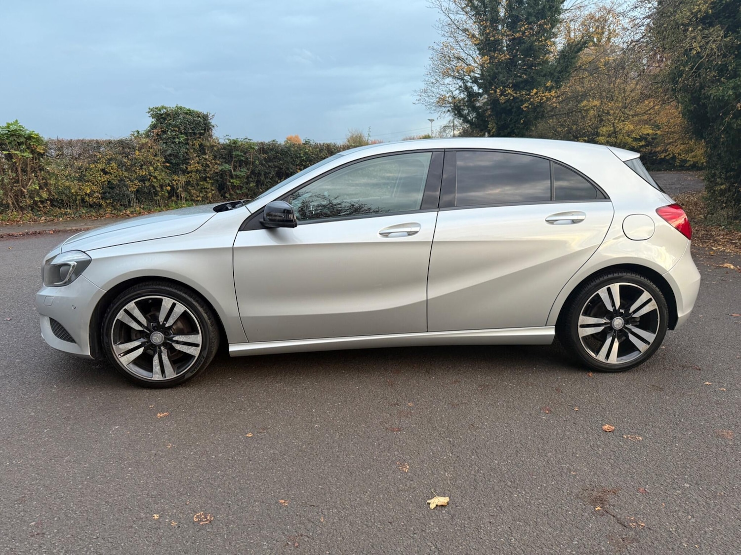 Used Mercedes-Benz A-Class 2015 for sale - 76538723: Photo 5