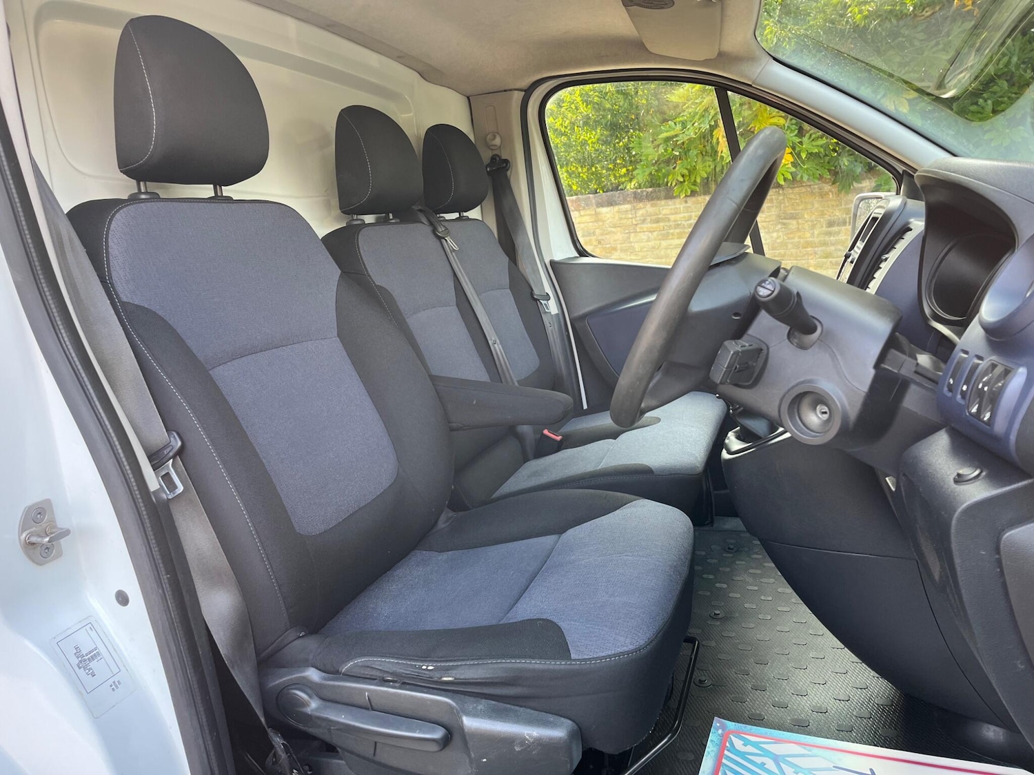 Used Vauxhall Vivaro 2015 for sale - 76988680: Photo 9