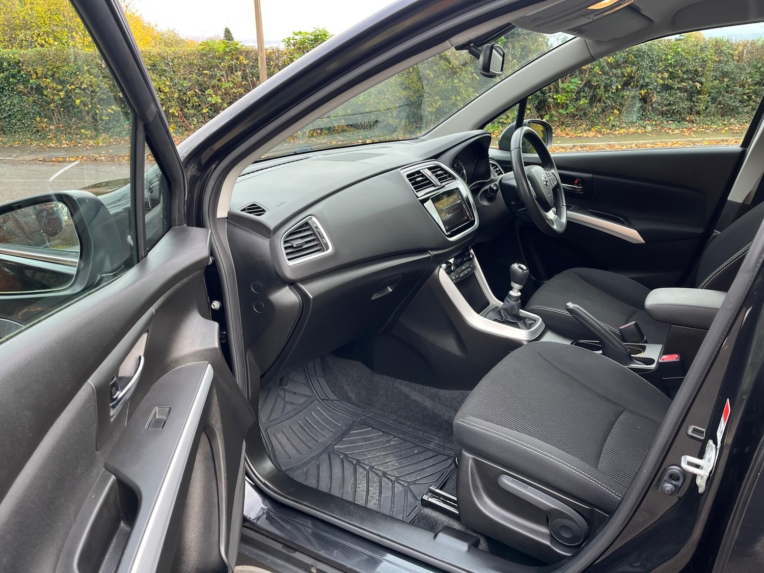 Used Suzuki SX4 S-Cross 2017 for sale - 76991055: Photo 32