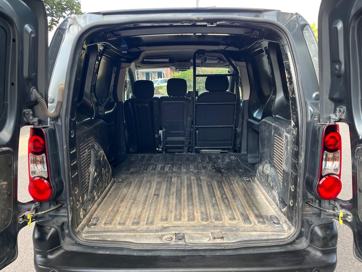 Vehicle 22