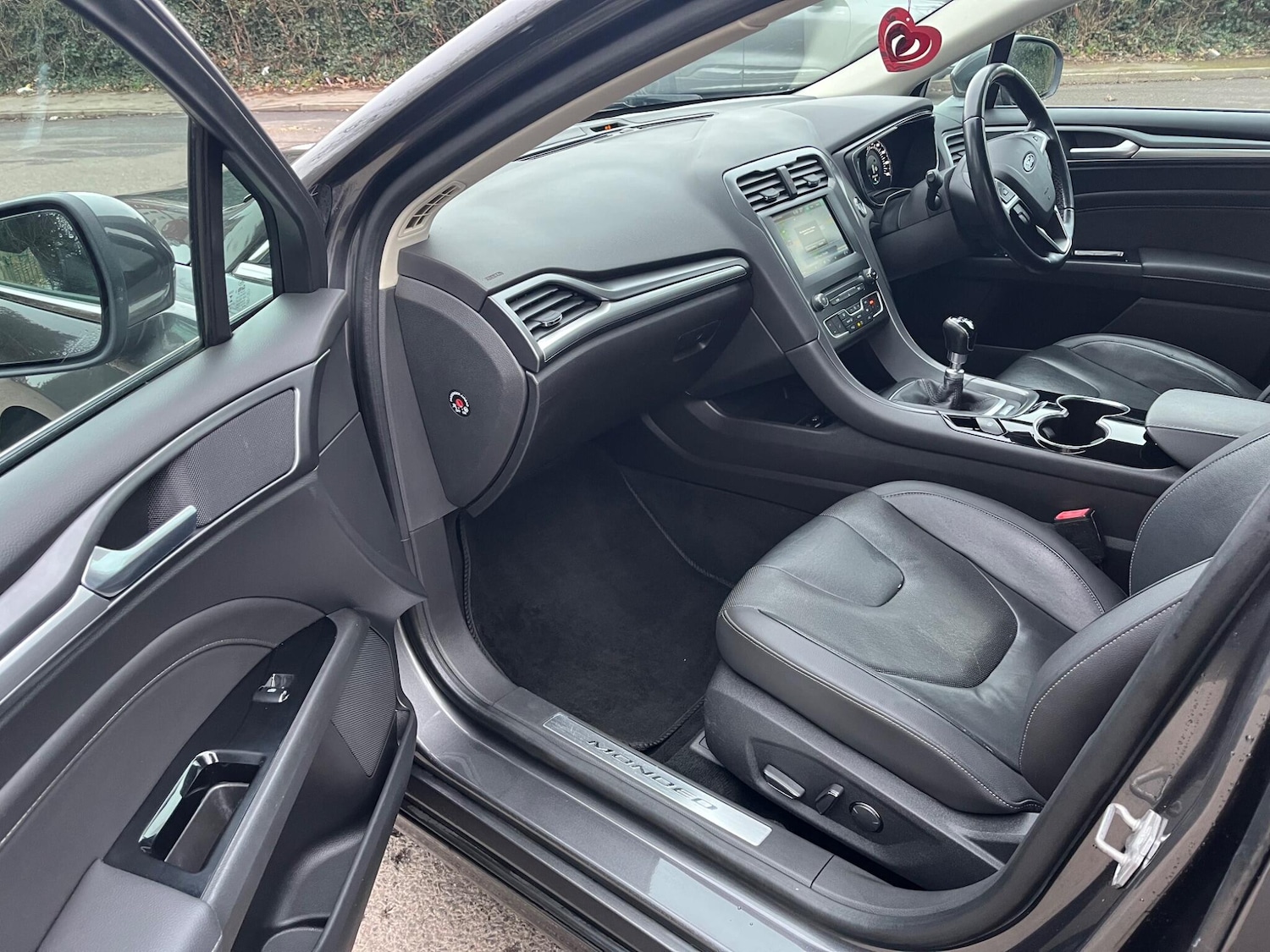 Used Ford Mondeo 2015 for sale - 77479462: Photo 29