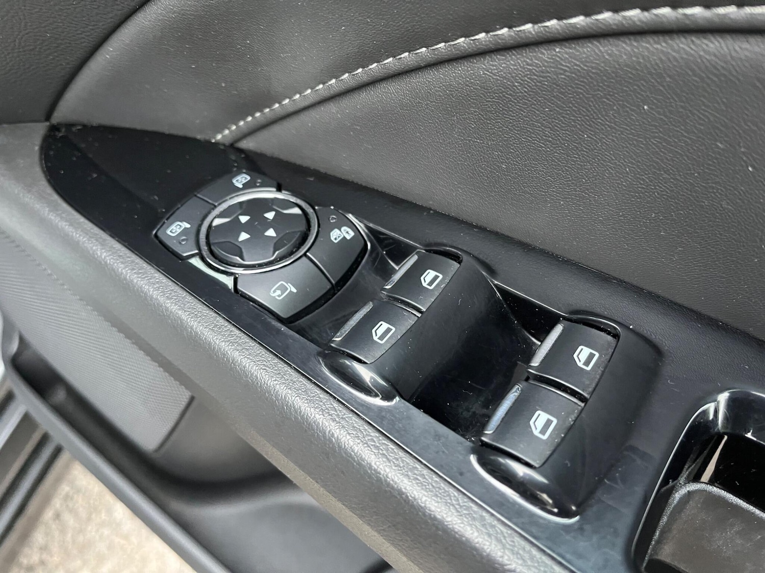 Used Ford Mondeo 2015 for sale - 77479462: Photo 30