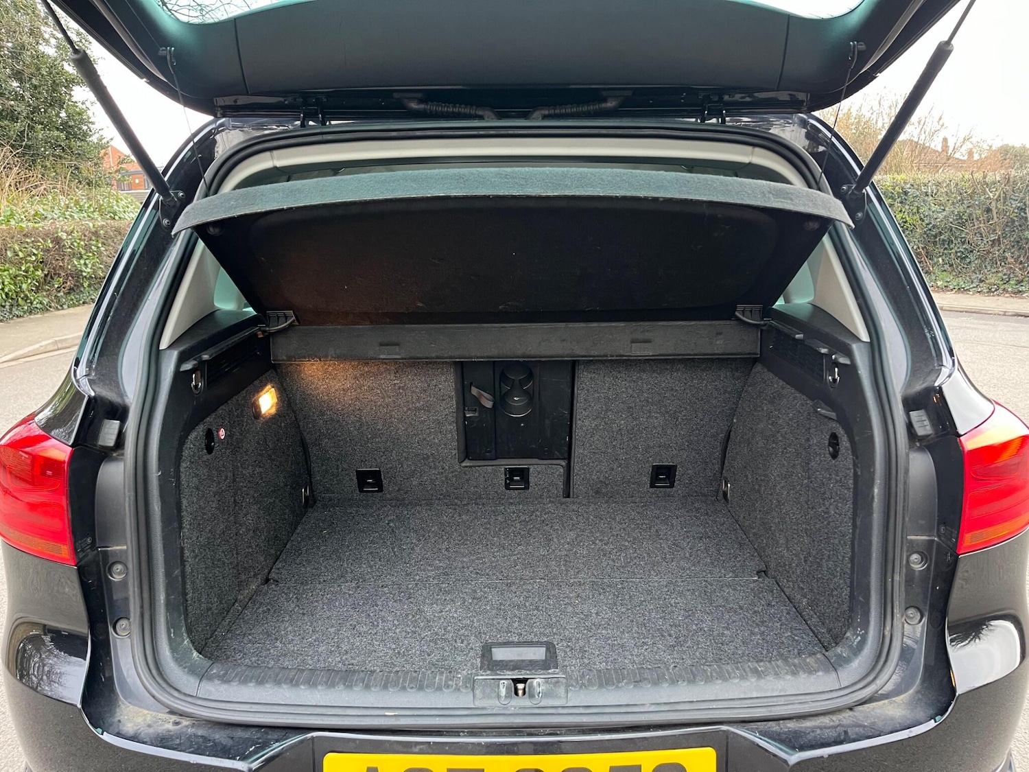 Used Volkswagen Tiguan for sale - 77823632: Photo 28