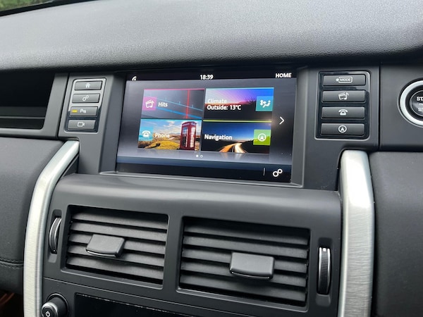 Used Land Rover Discovery Sport 2015 for sale - 76238844: Photo 27