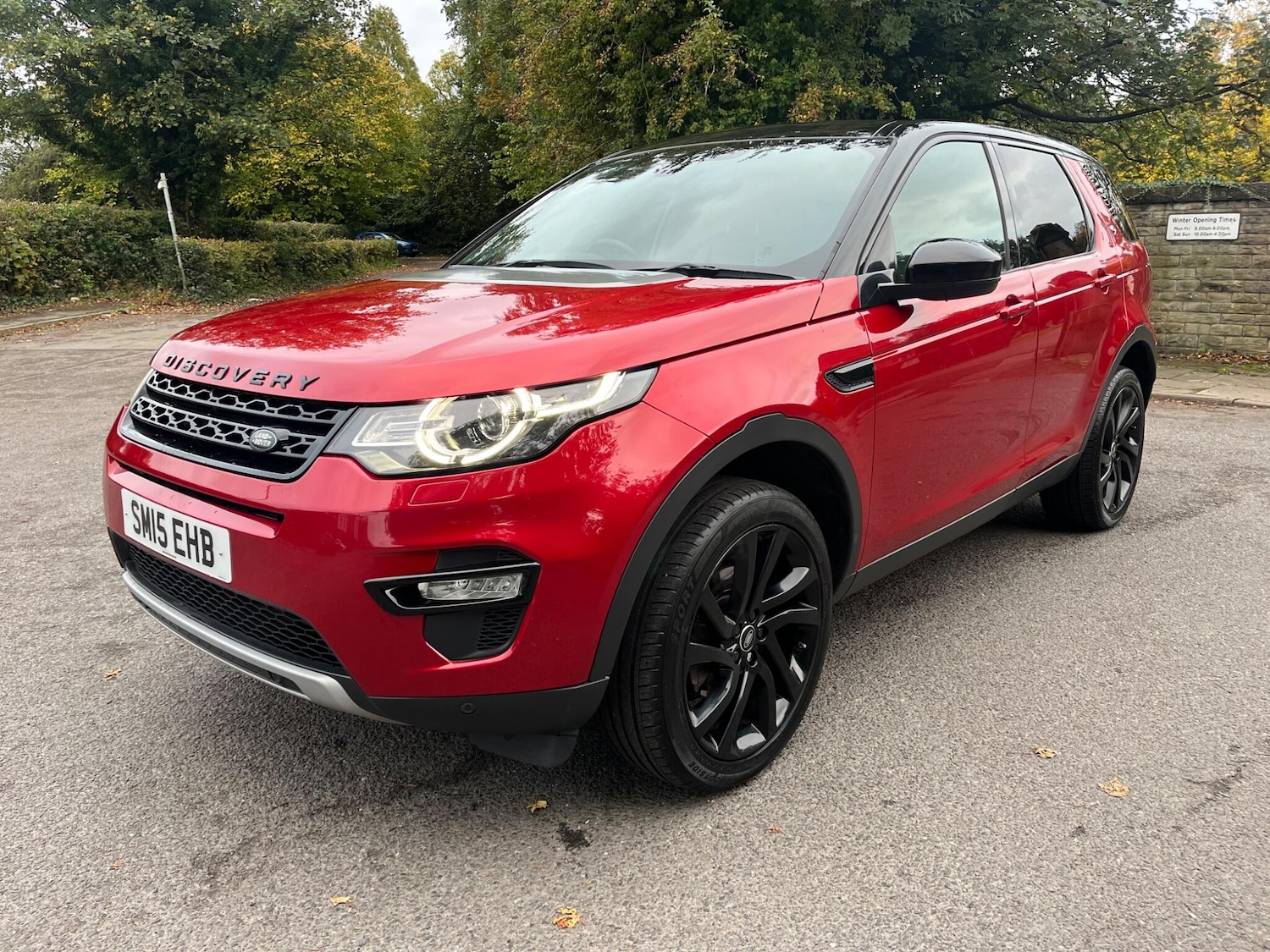 Used Land Rover Discovery Sport 2015 for sale - 76238844: Photo 3