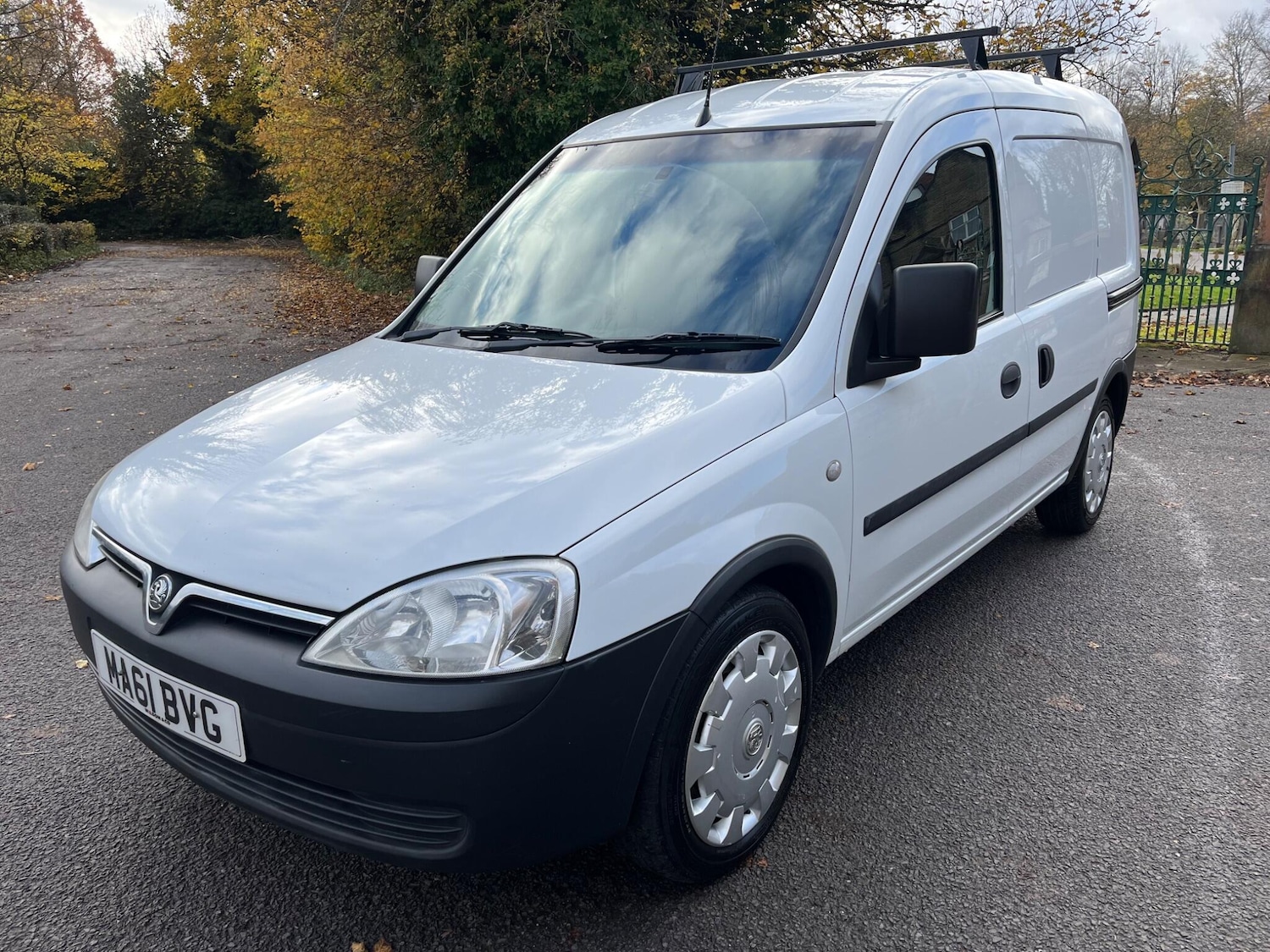 Used Vauxhall Combo 2011 for sale - 76539054: Photo 3