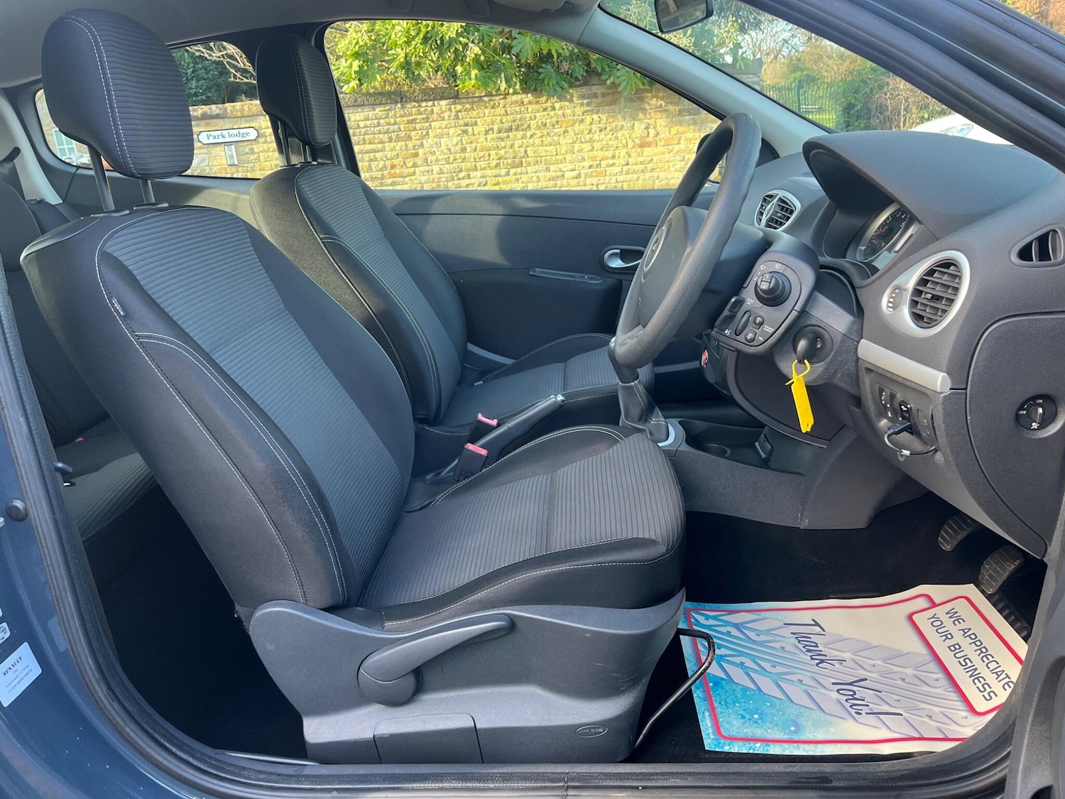 Used Renault Clio 2012 for sale - 77478762: Photo 12