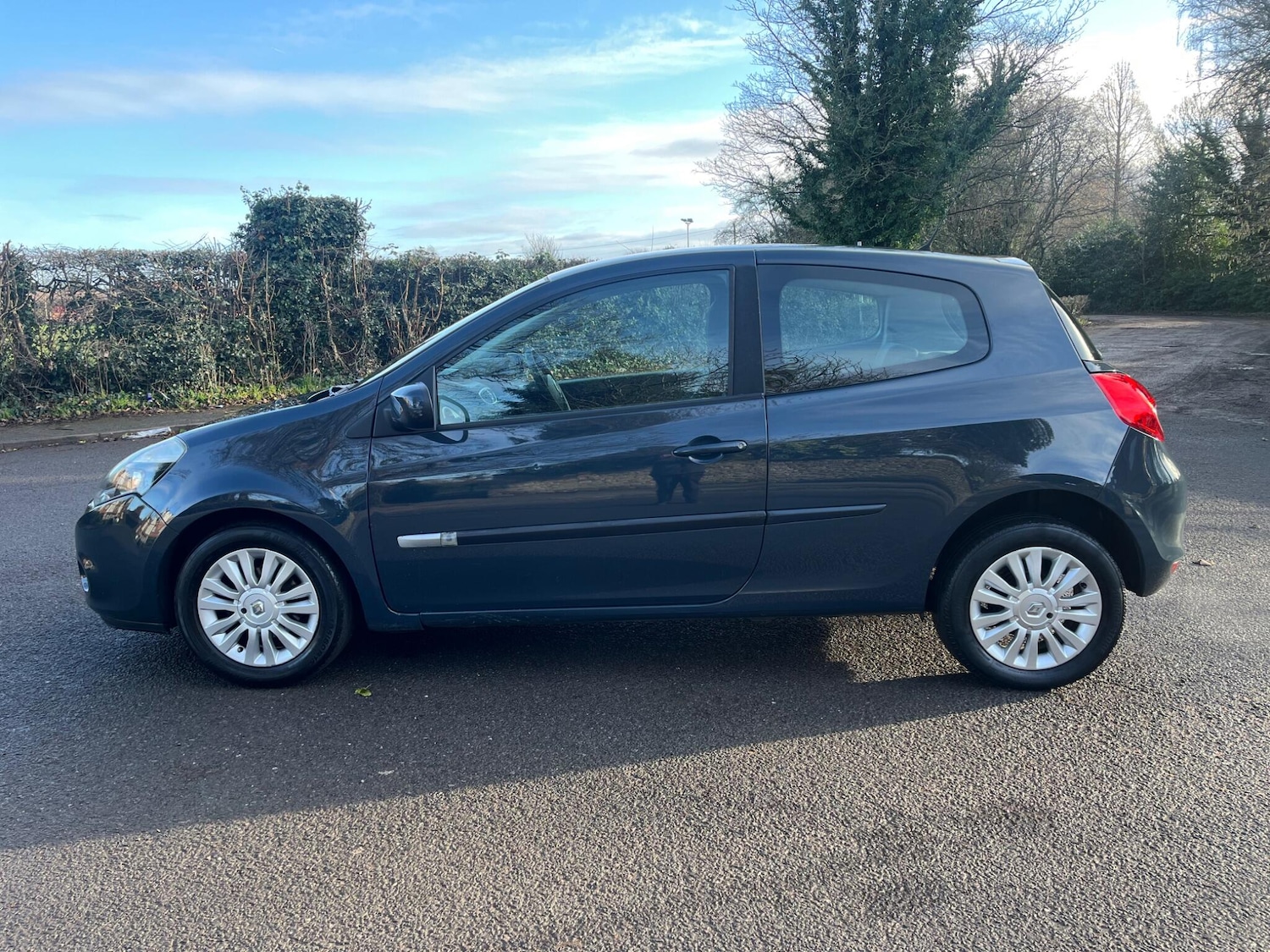 Used Renault Clio 2012 for sale - 77478762: Photo 5