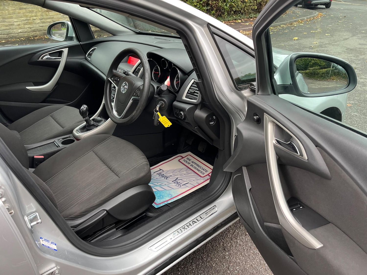 Used Vauxhall Astra 2010 for sale - 76188989: Photo 12